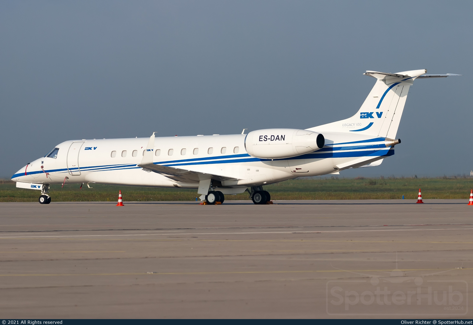 Photo of ES-DAN - Embraer Legacy 650 operated by Panaviatic