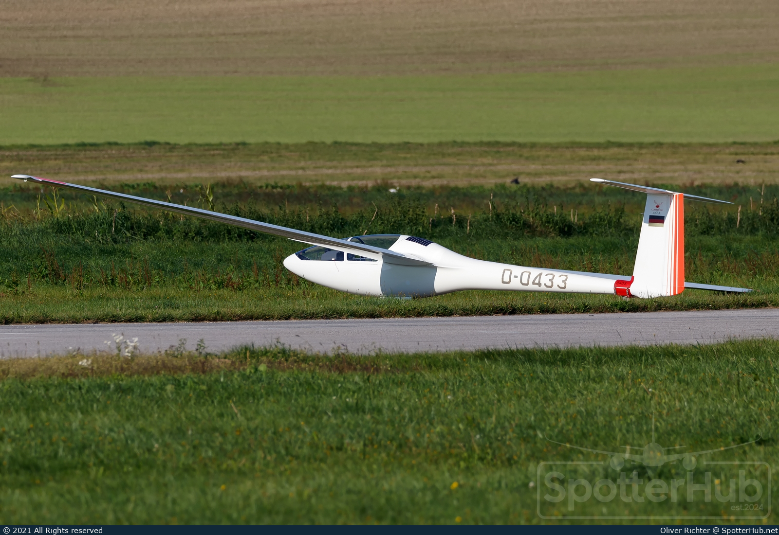 Photo of D-0433 - Glasflügel H-401 Kestrel operated by Private