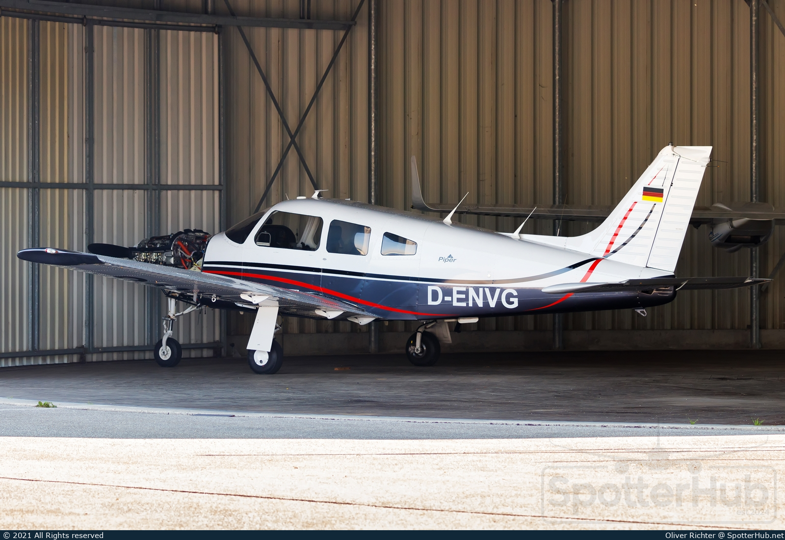 Photo of D-ENVG - Piper PA-28R-201T Turbo Arrow III operated by Private