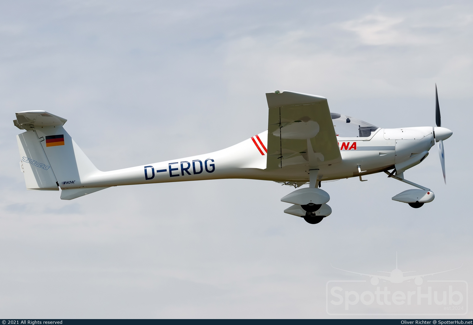 Photo of D-ERDG - Diamond DV20-100 Katana operated by Fliegerclub Erding