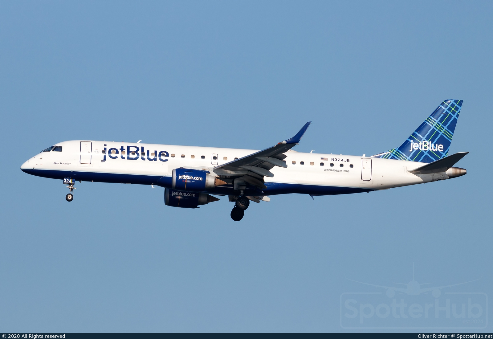 Photo of N324JB - Embraer ERJ-190AR operated by jetBlue Airways