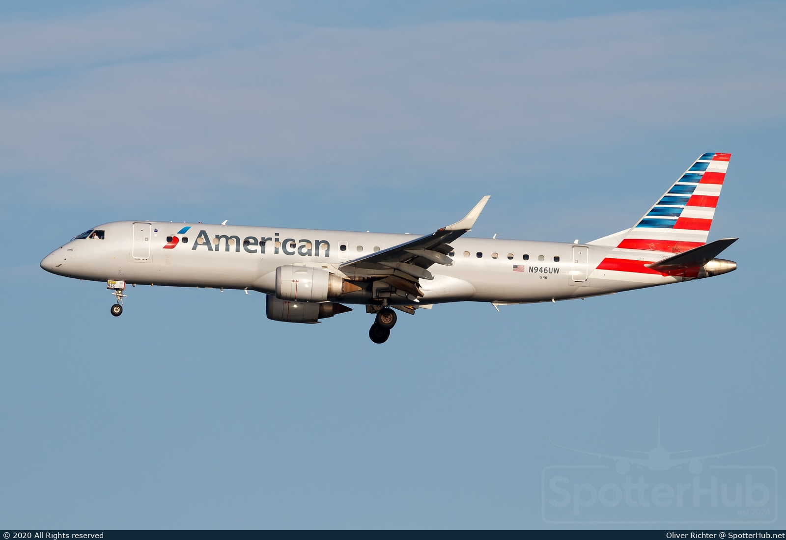 Photo of N946UW - Embraer ERJ-190AR operated by American Airlines