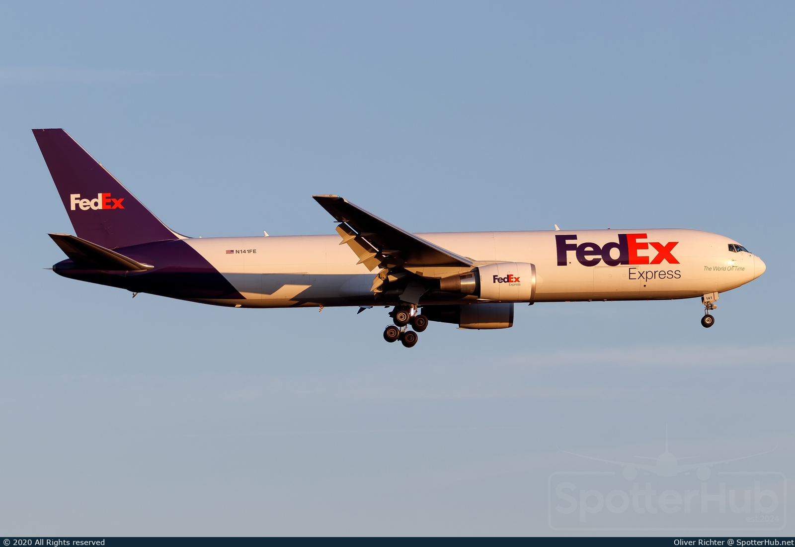 Photo of N141FE - Boeing 767-3S2F operated by FedEx