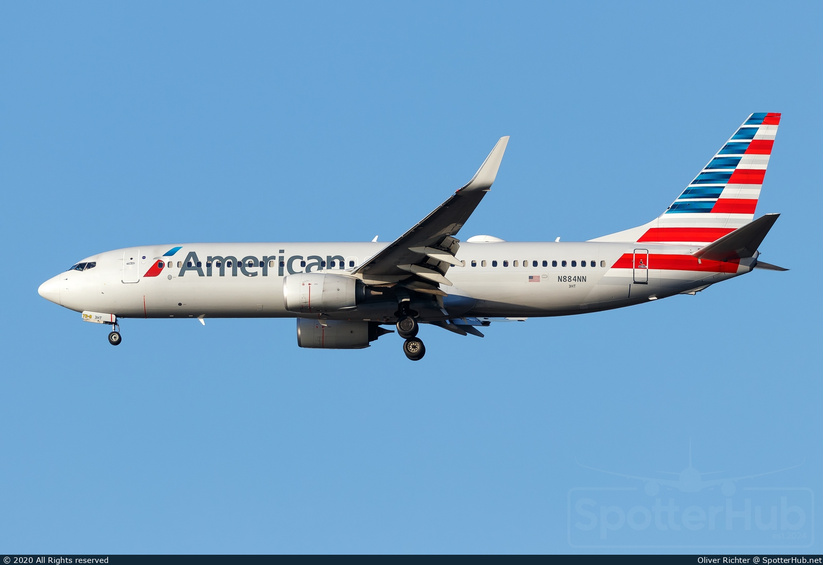 Photo of N884NN - Boeing 737-823 operated by American Airlines