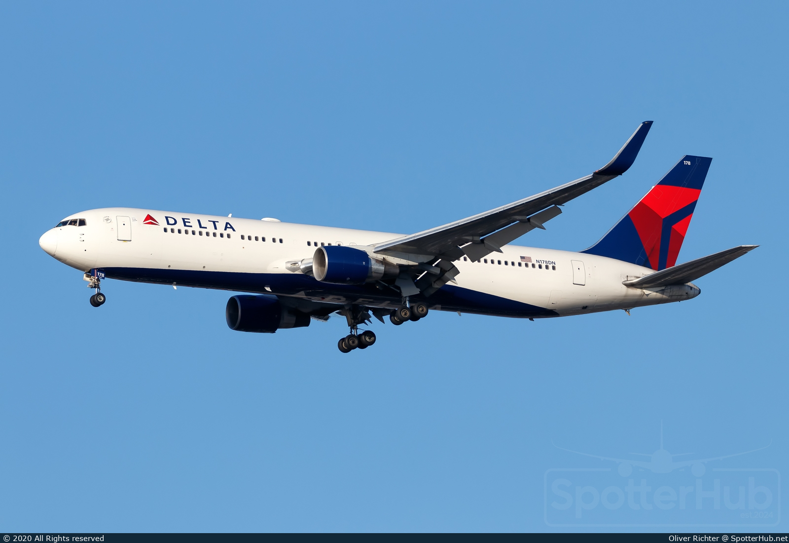 Photo of N178DN - Boeing 767-332(ER) operated by Delta Air Lines