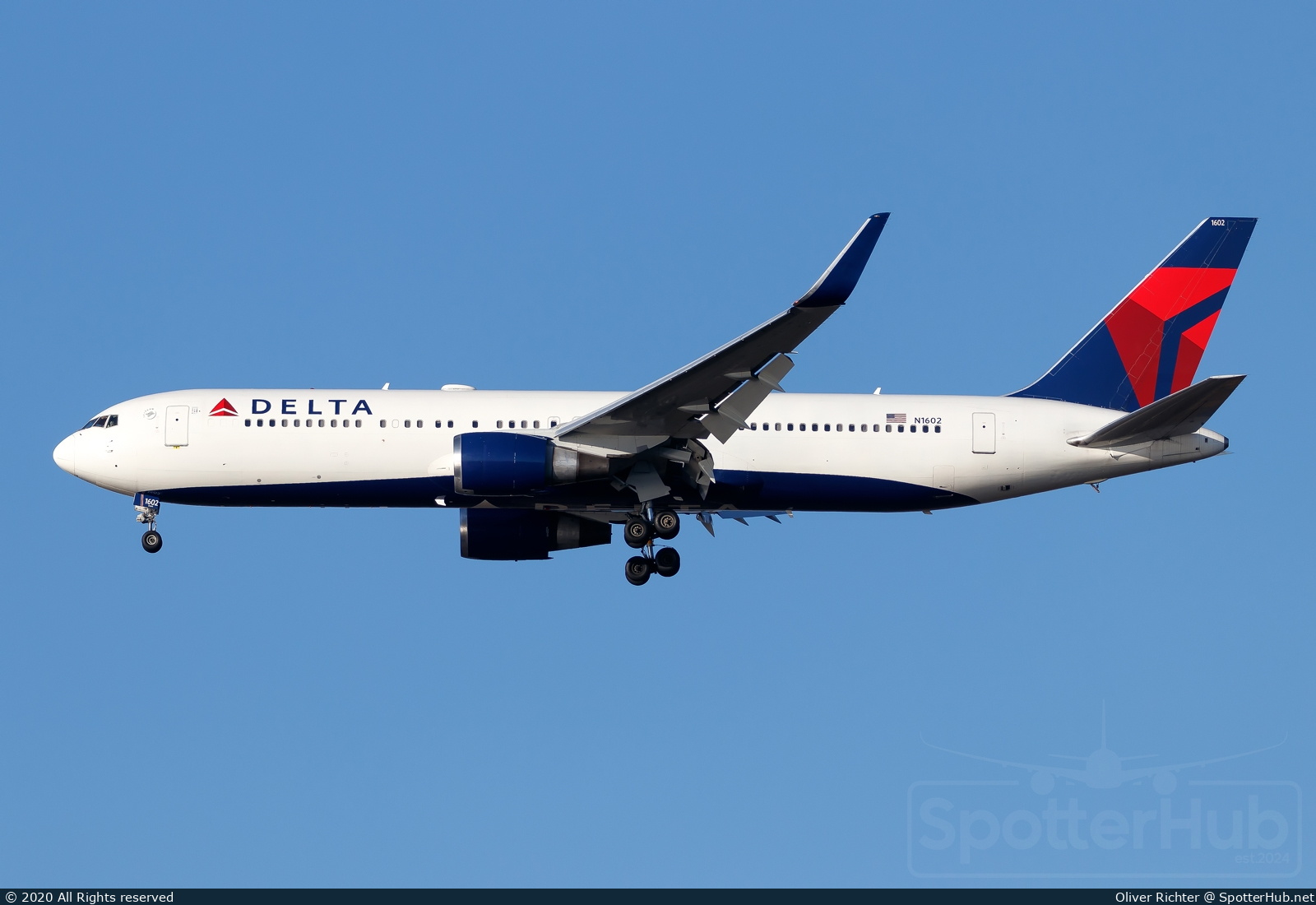 Photo of N1602 - Boeing 767-332(ER) operated by Delta Air Lines