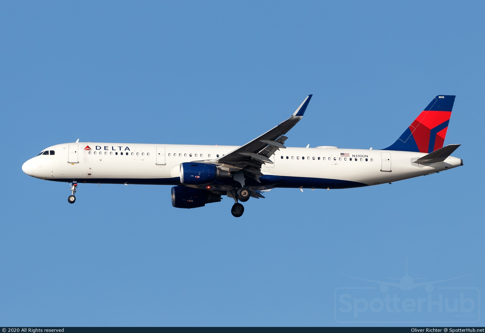 Photo of N310DN - Airbus A321-211 operated by Delta Air Lines