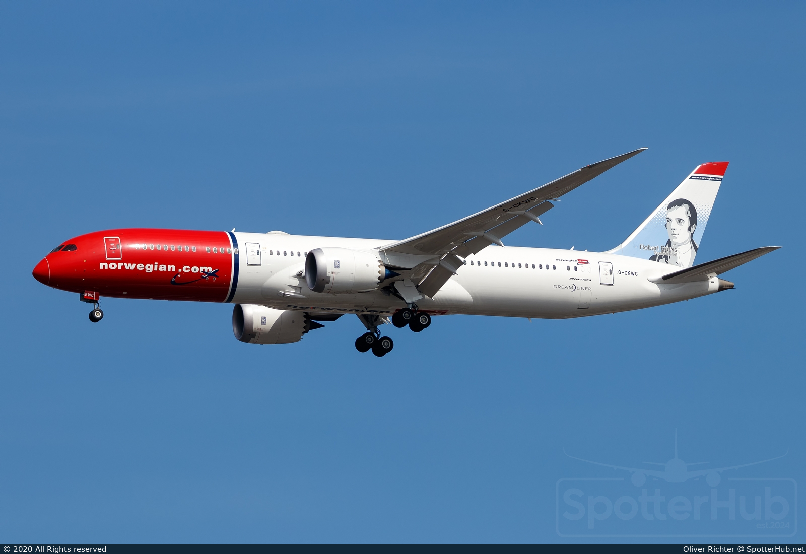 Photo of G-CKWC - Boeing 787-9 Dreamliner operated by Norwegian Air UK