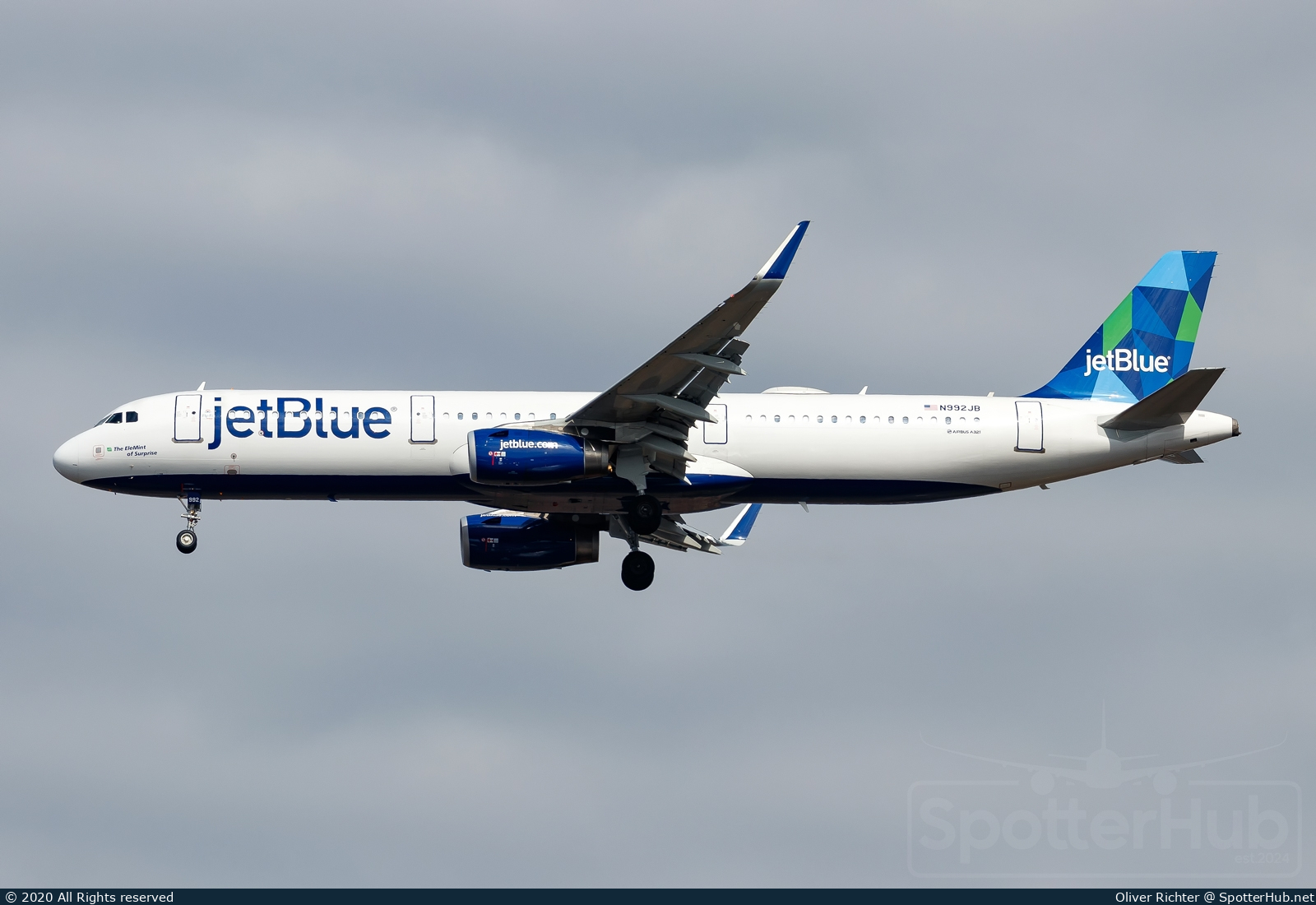 Photo of N992JB - Airbus A321-231 operated by jetBlue Airways