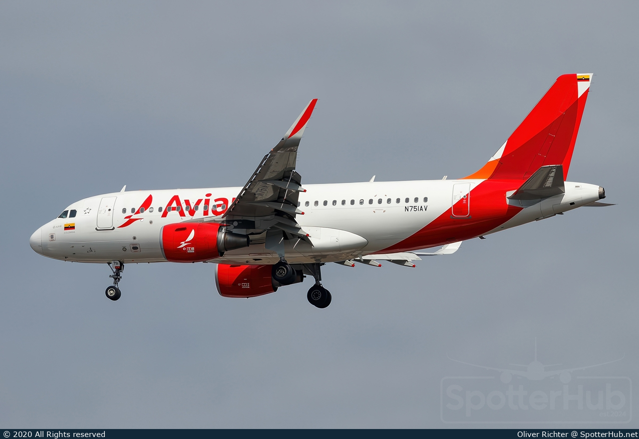 Photo of N751AV - Airbus A319-115 operated by Avianca
