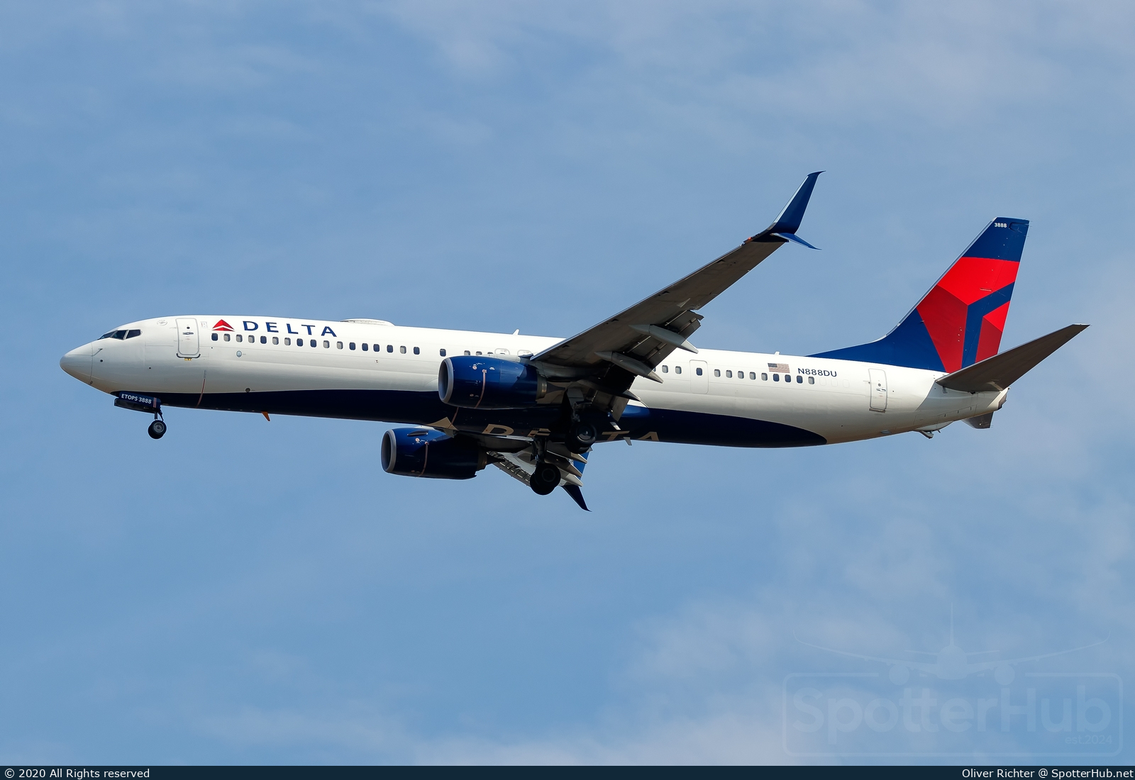 Photo of N888DU - Boeing 737-932(ER) operated by Delta Air Lines