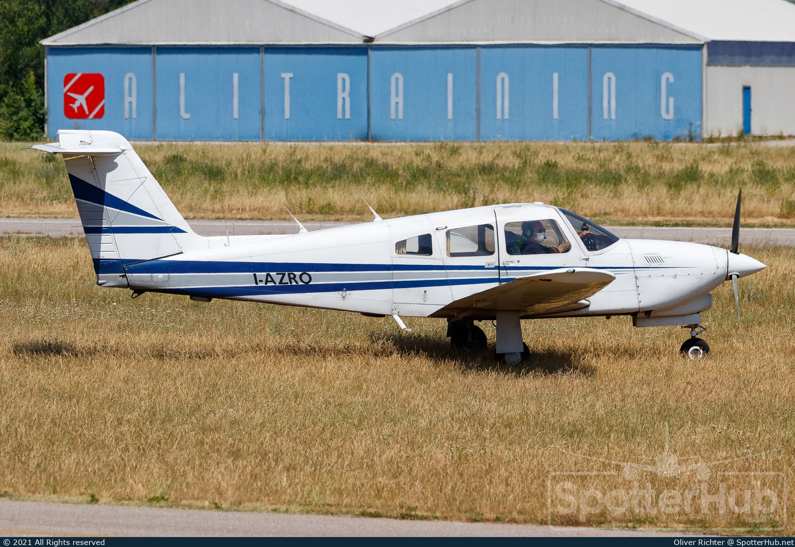 Photo of I-AZRO - Piper PA-28RT-201T Turbo Arrow IV operated by Aeroclub di Verona