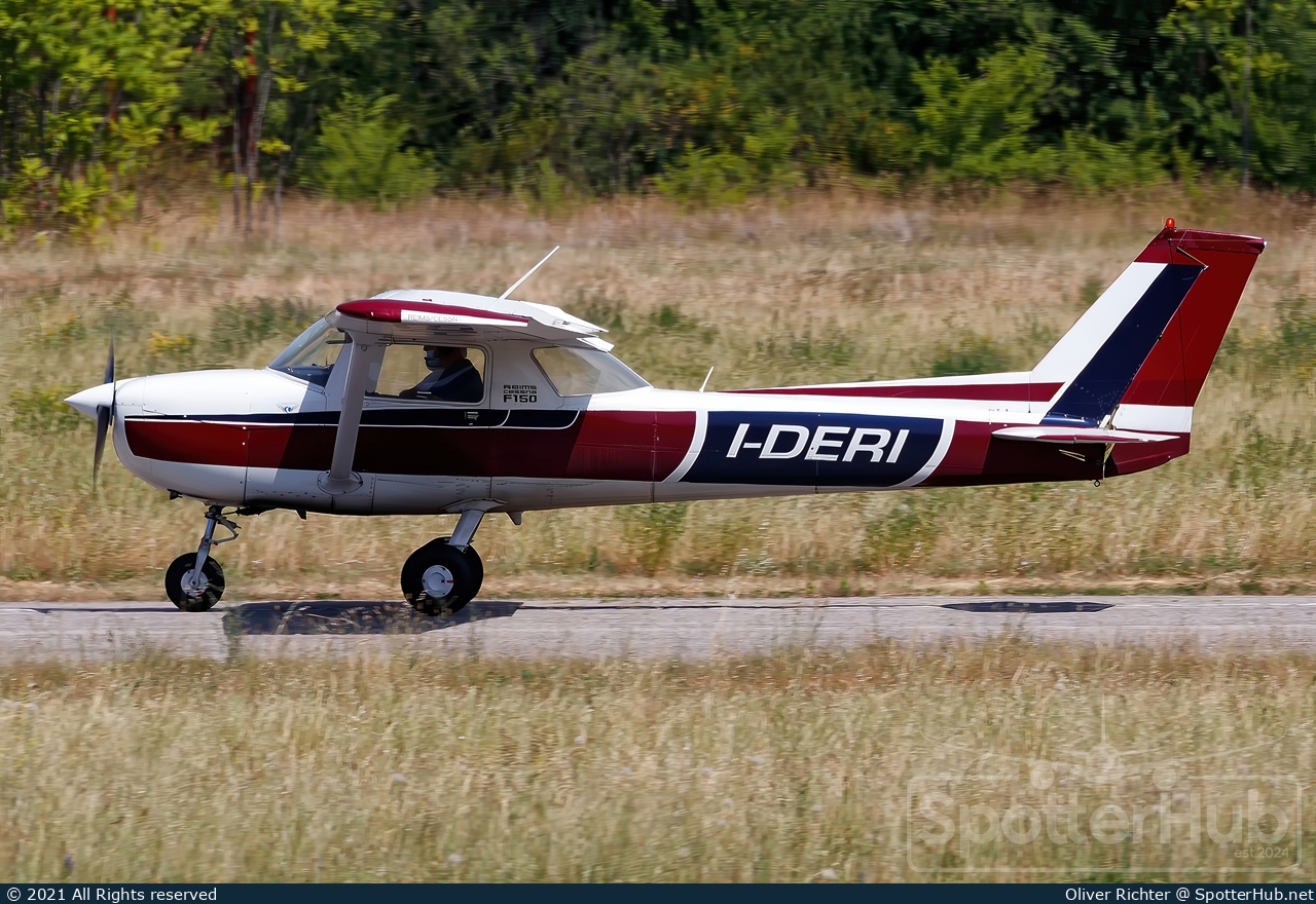 Photo of I-DERI - Reims-Cessna F150L operated by Asteraviation Flight Academy