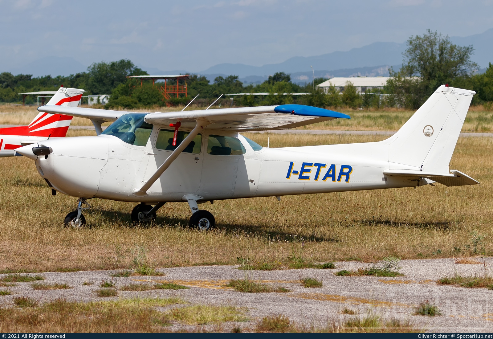 Photo of I-ETAR - Cessna 172M Skyhawk operated by Aeroclub di Verona