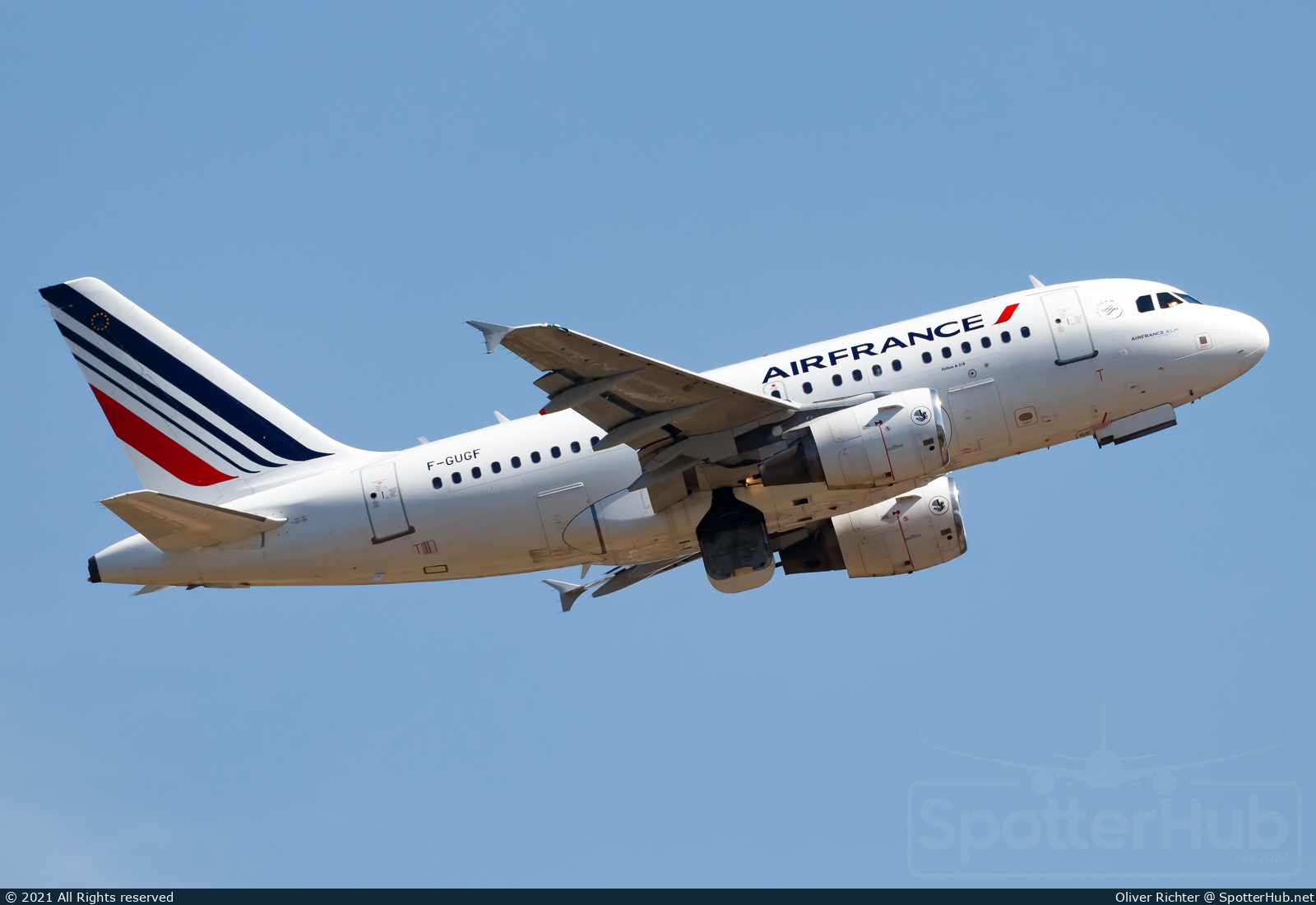 Photo of F-GUGF - Airbus A318-111 operated by Air France