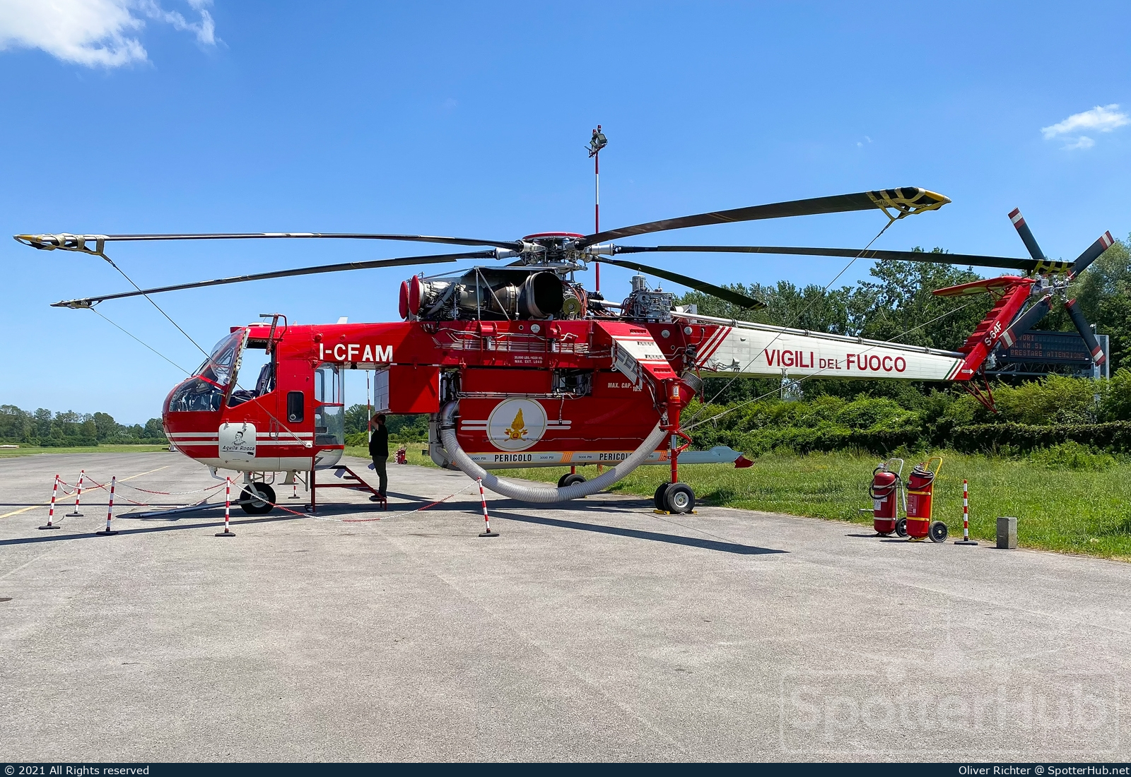 Photo of I-CFAM - Sikorsky S-64F Scycrane operated by Italian Federal Ministry of the Interior - Vigili del Fuoco