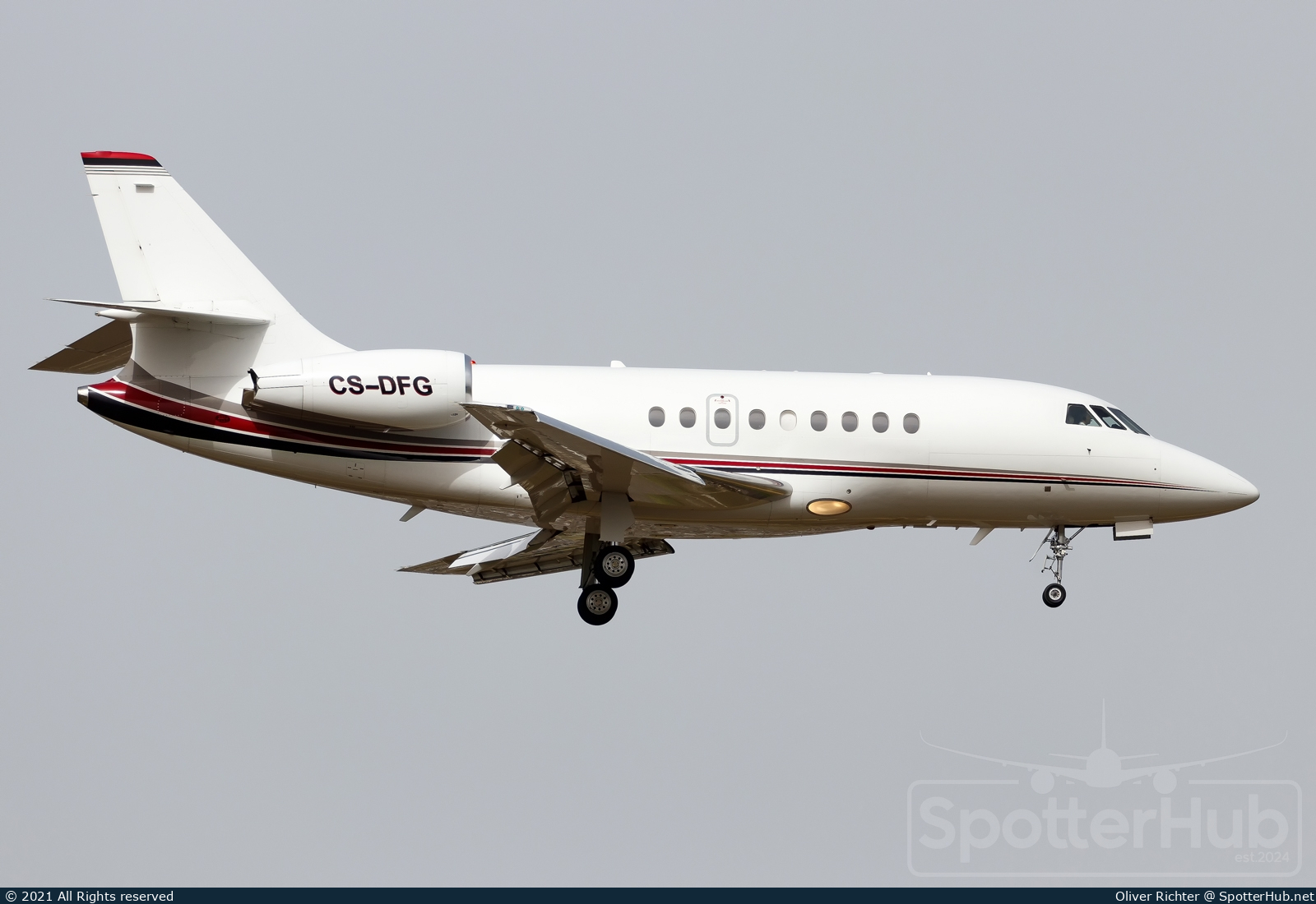 Photo of CS-DFG - Dassault Falcon 2000EX operated by NetJets Europe