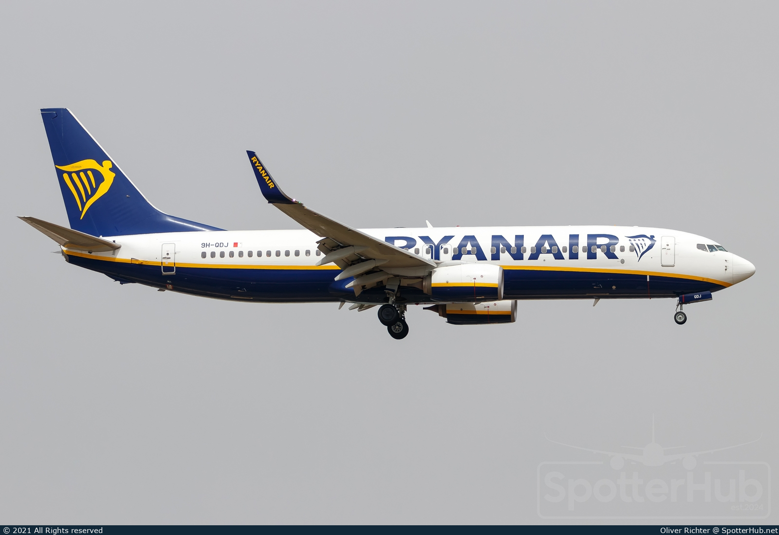 Photo of 9H-QDJ - Boeing 737-8AS operated by Ryanair (opb Malta Air)