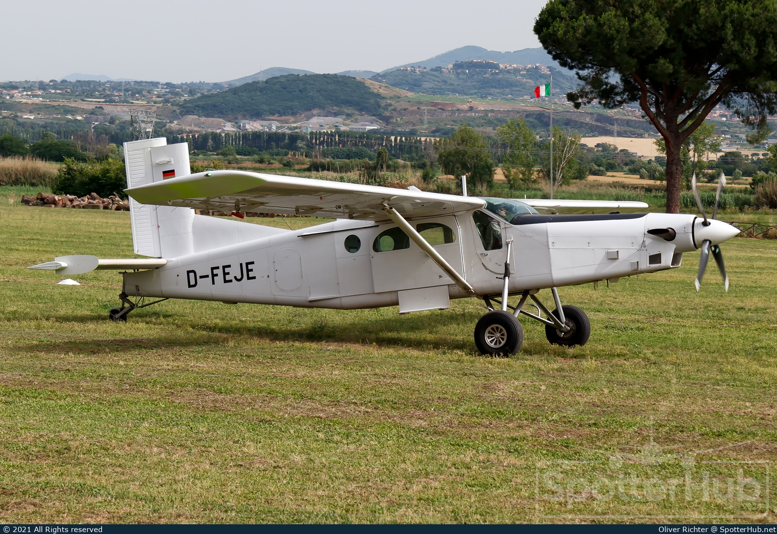 Photo of D-FEJE - Pilatus PC-6/B2-H4 Turbo Porter operated by SkyConcept