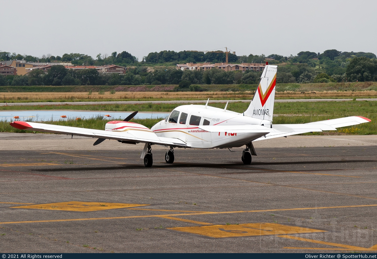 Photo of I-VICP - Piper PA-34-200 Seneca operated by Aviomar Flight Academy