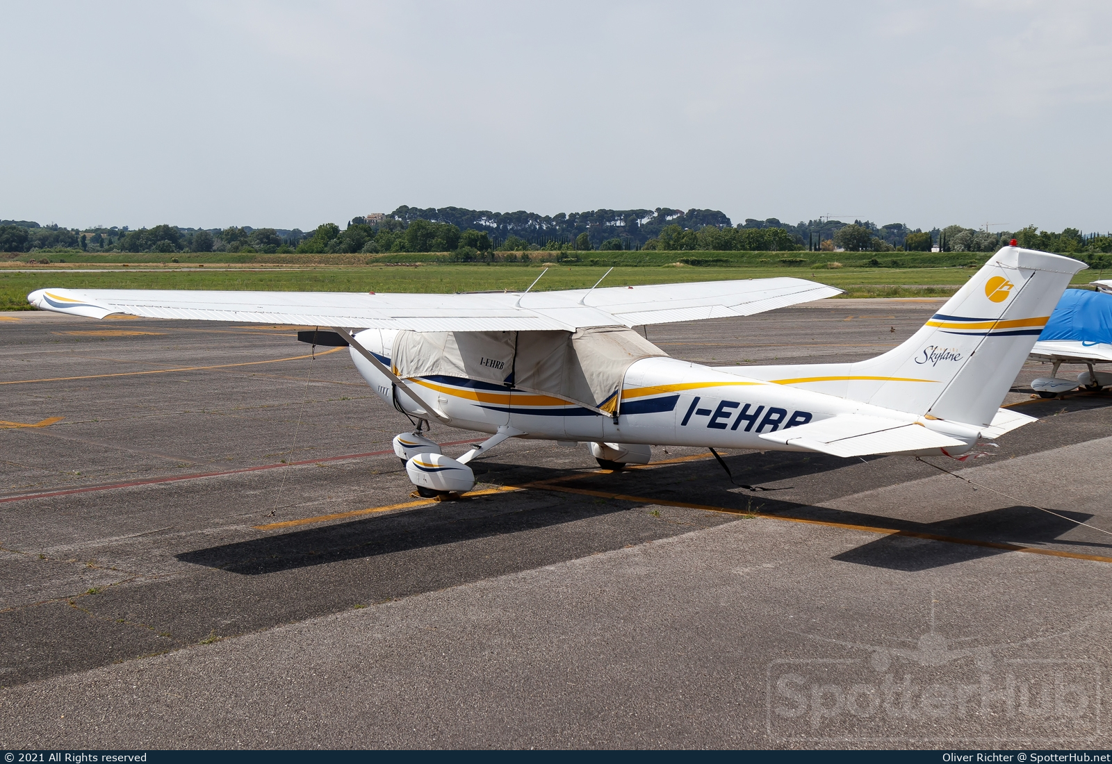 Photo of I-EHRB - Cessna 182P Skylane operated by Private