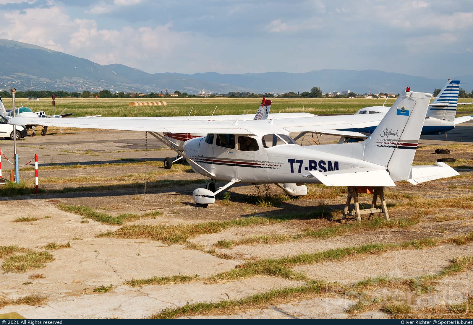 Photo of T7-RSM - Cessna 172S Skyhawk SP operated by Aeroclub San Marino