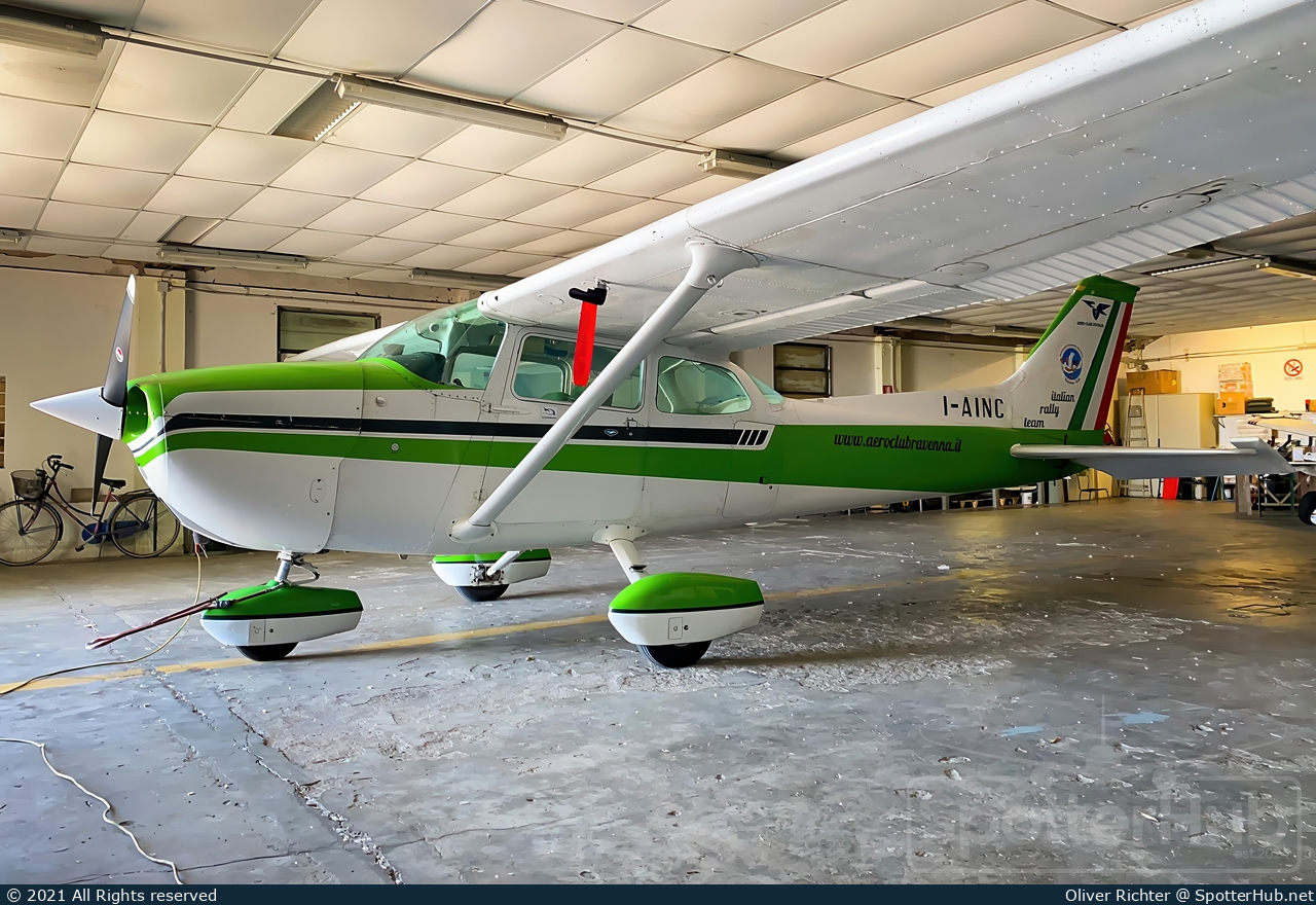 Photo of I-AINC - Cessna 172M Skyhawk operated by Aero Club F. Baracca Ravenna