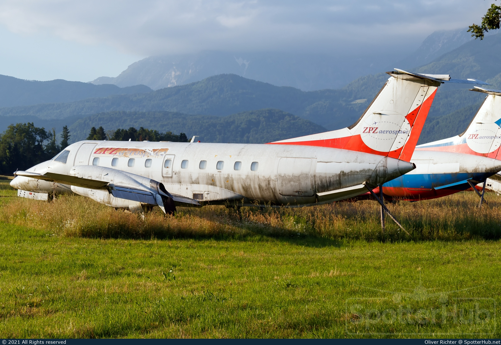 Photo of RA-02852 - Embraer EMB-120ER Brasilia operated by Atlant-Soyuz Airlines