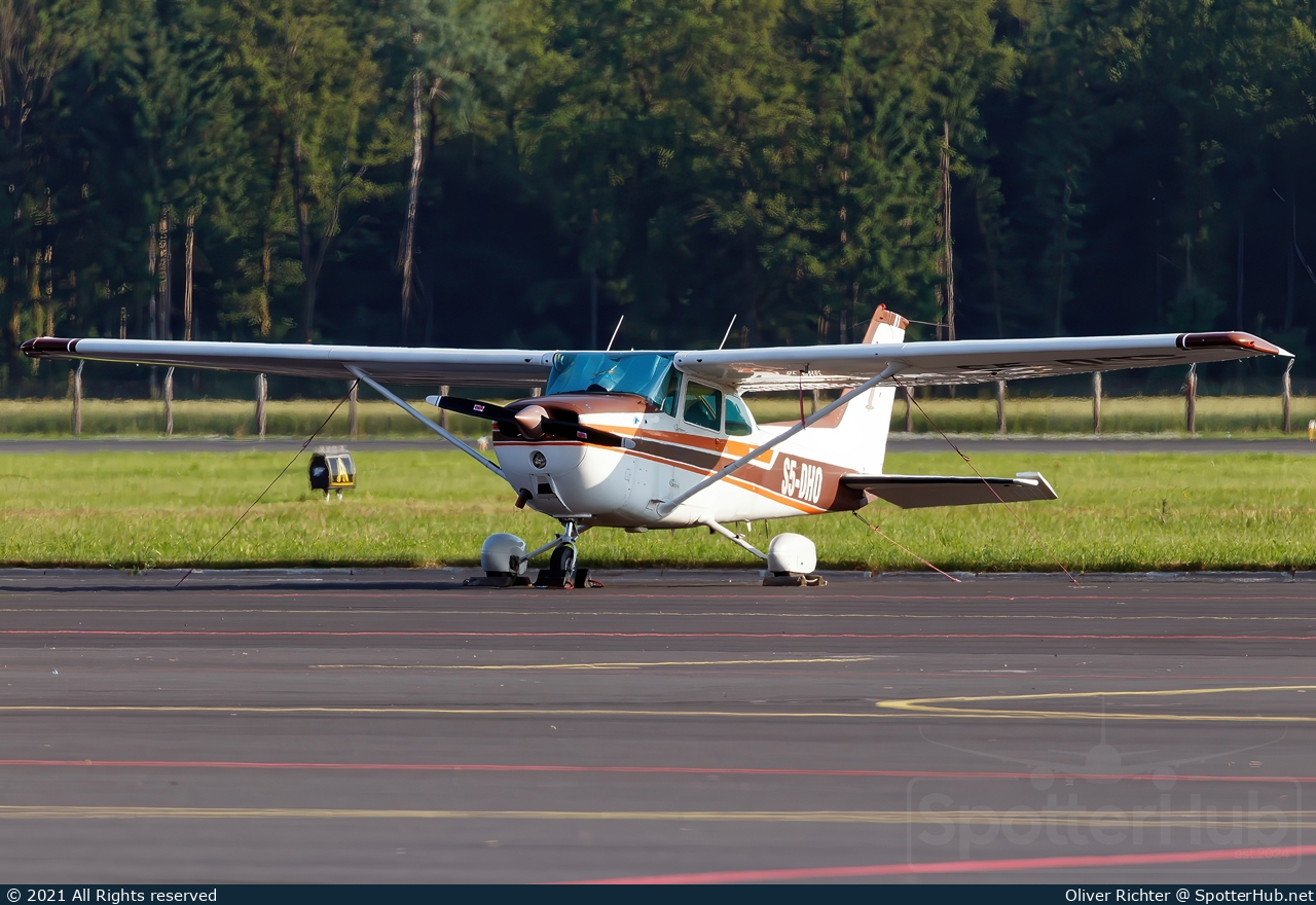 Photo of S5-DHO - Reims-Cessna F172N Skyhawk II operated by Lipican Aer