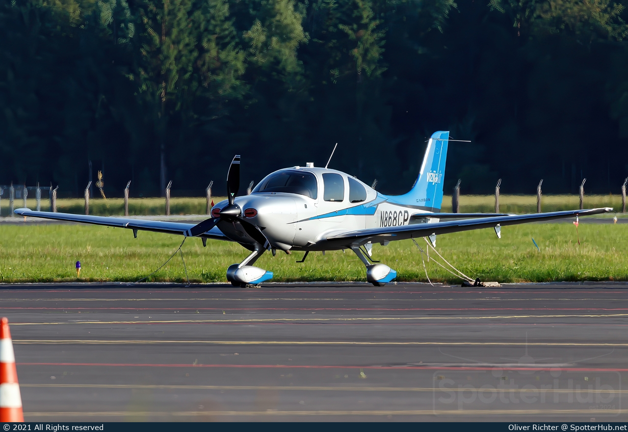 Photo of N868CP - Cirrus SR22T G5 operated by Vizija Air