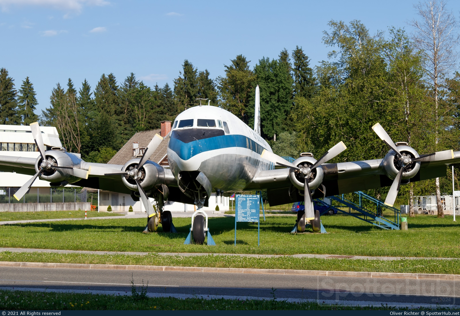Photo of YU-AFF - Douglas DC-6B operated by Inex-Adria Airways