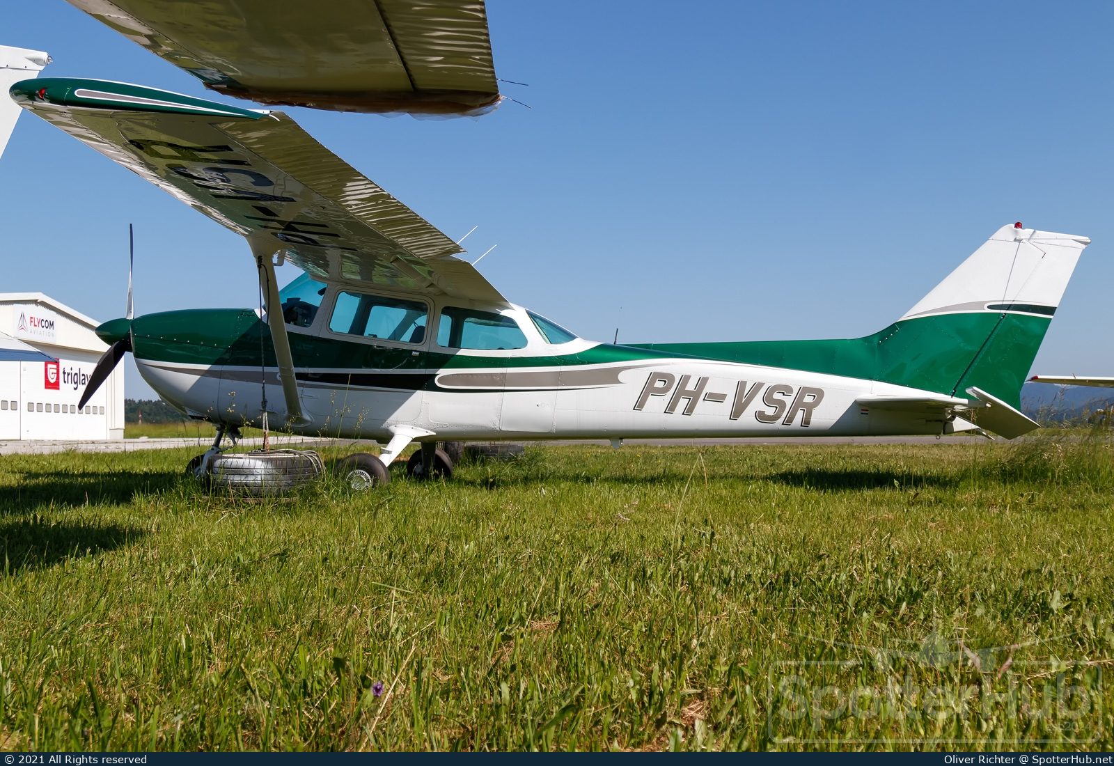 Photo of PH-VSR - Reims-Cessna F172P Skyhawk II operated by Private