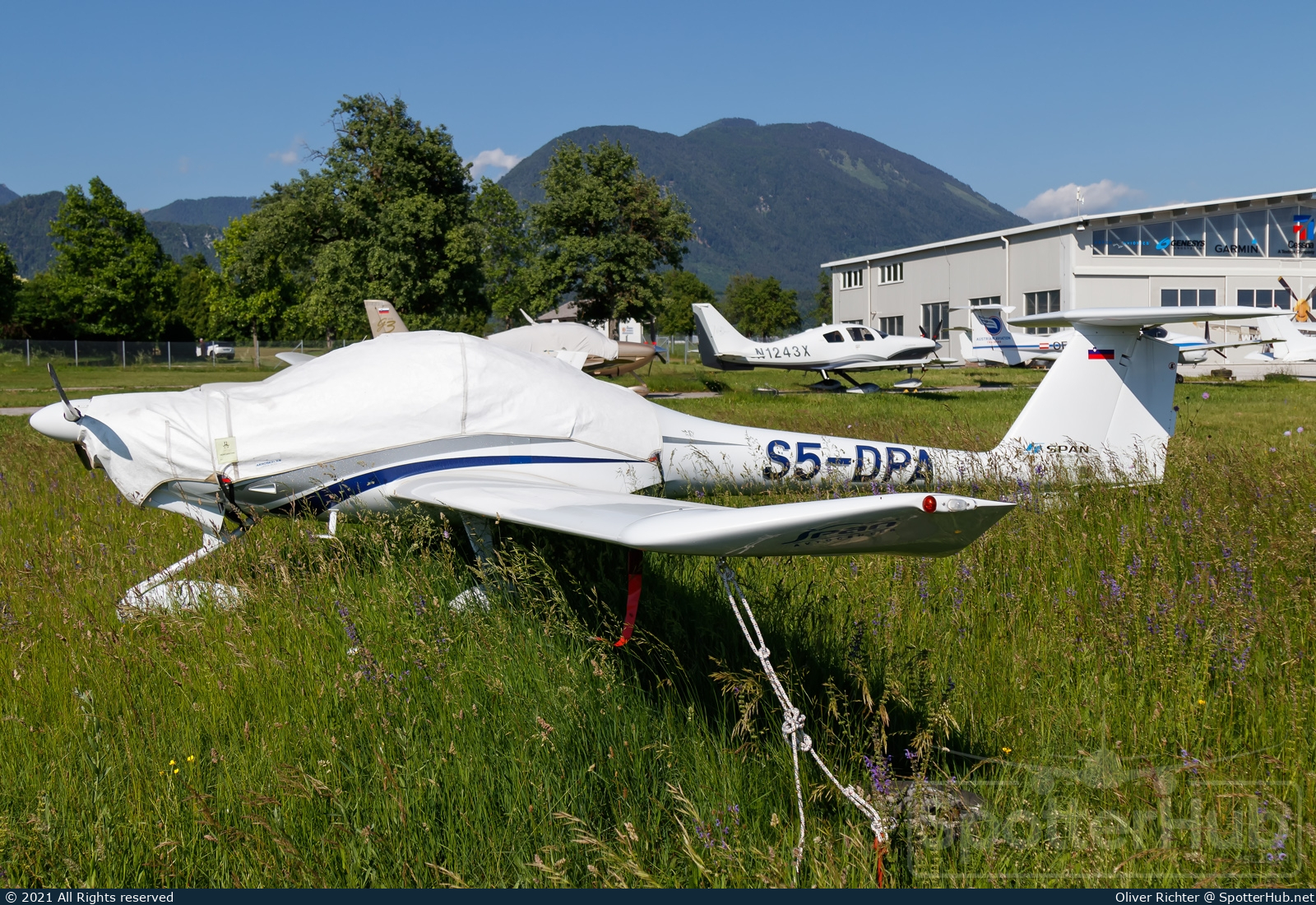 Photo of S5-DPA - Diamond DV20 Katana operated by Private
