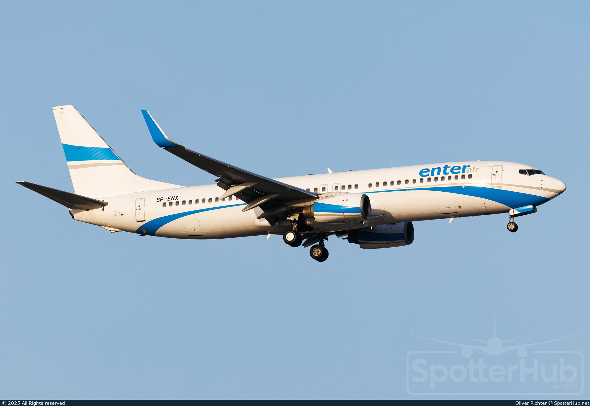 Photo of SP-ENX - Boeing 737-8Q8 operated by Enter Air