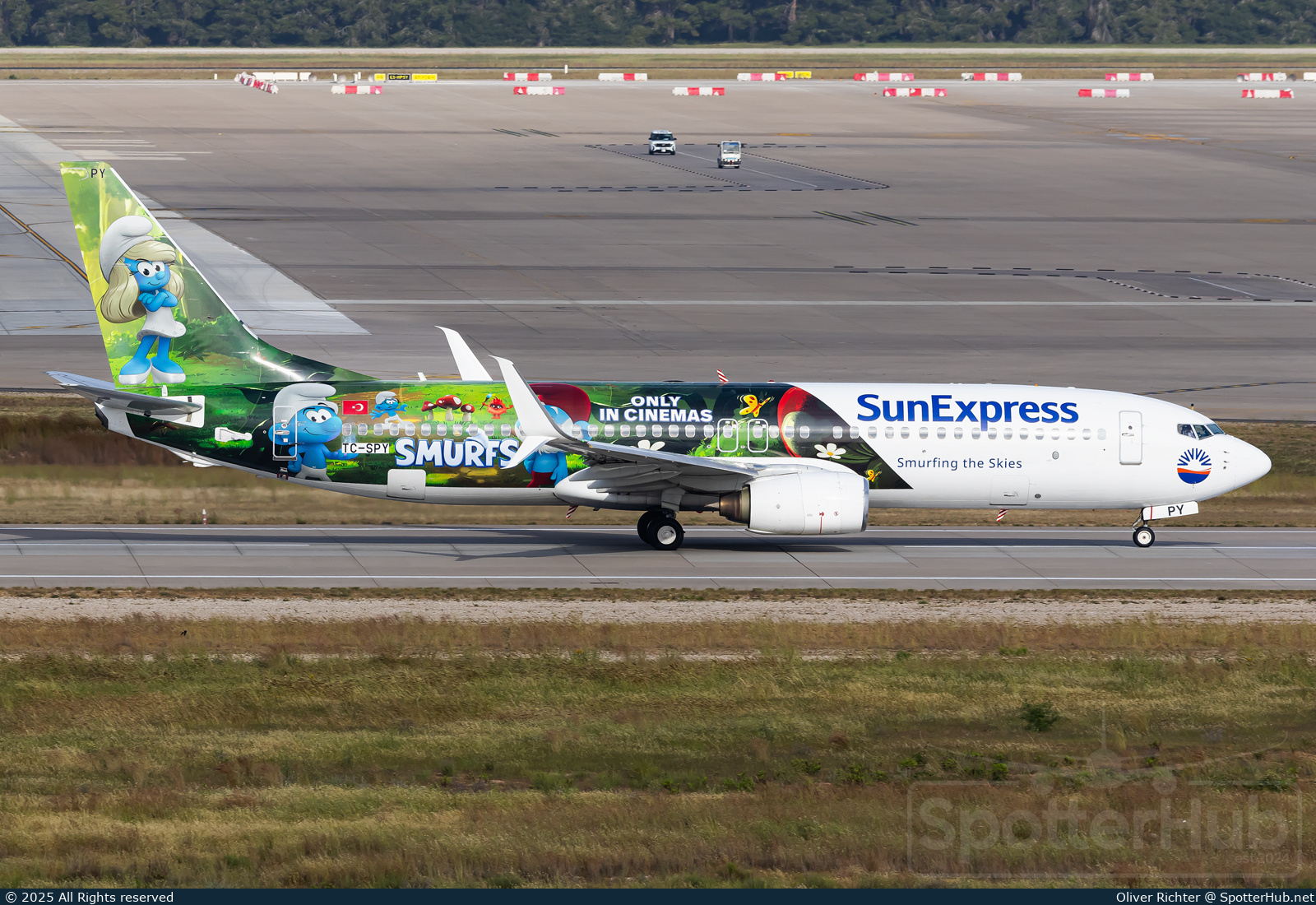 Photo of TC-SPY - Boeing 737-8EH operated by SunExpress