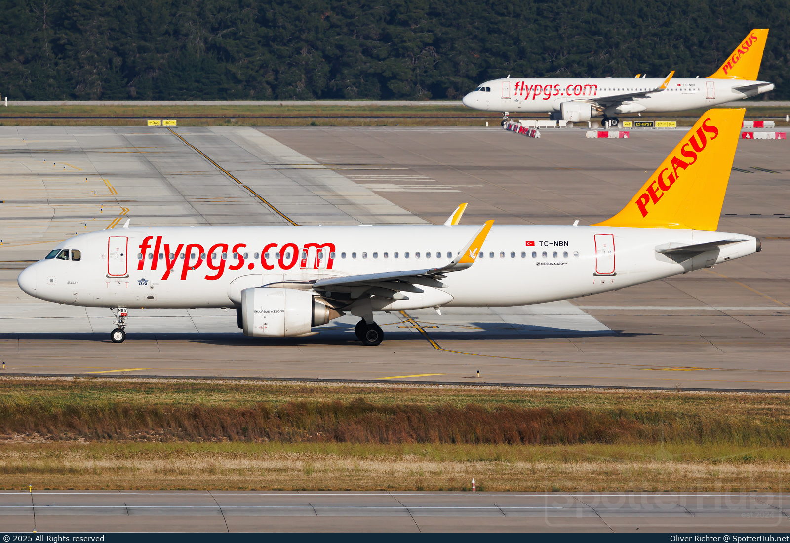 Photo of TC-NBN - Airbus A320-251N operated by Pegasus Airlines