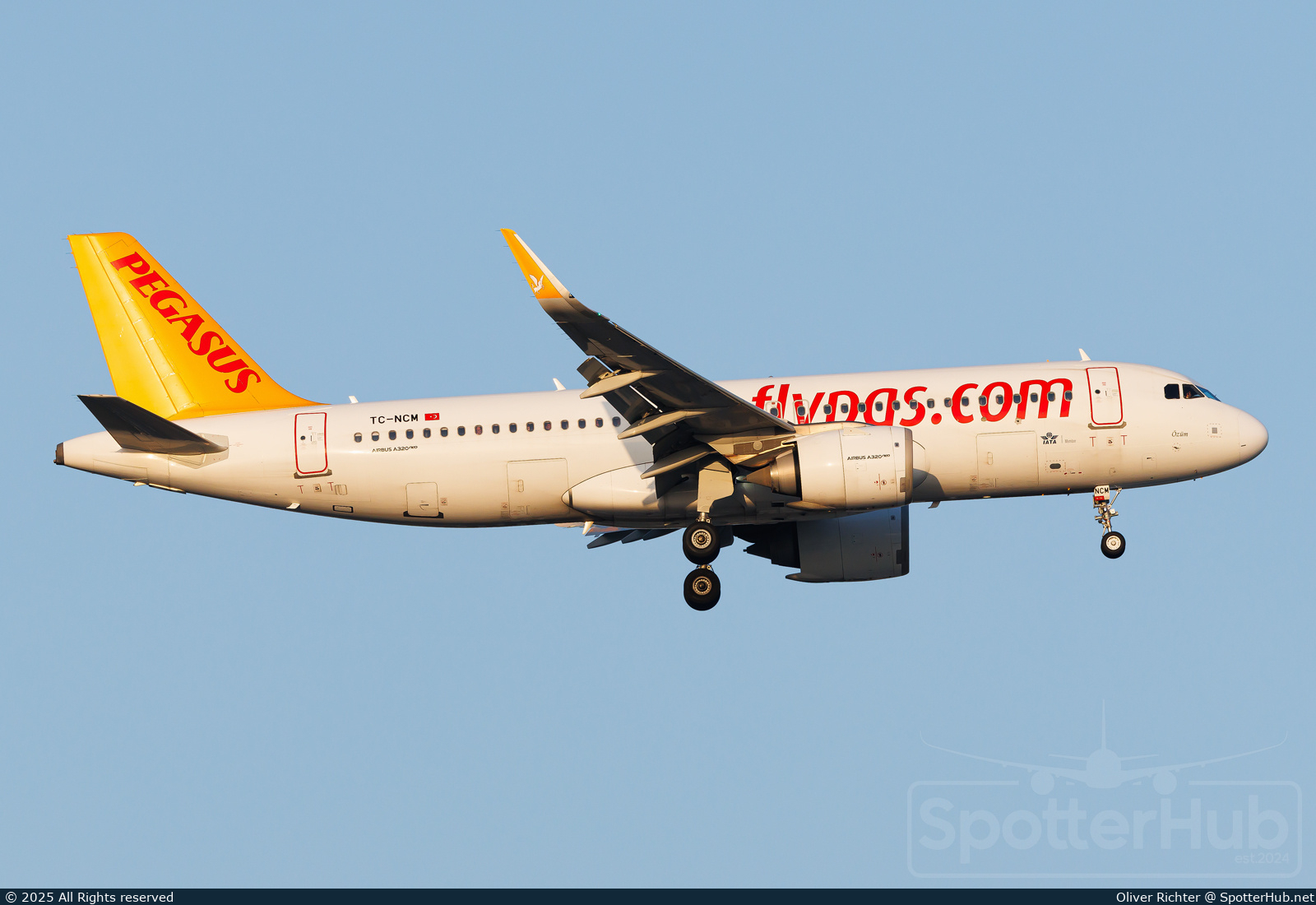 Photo of TC-NCM - Airbus A320-251N operated by Pegasus Airlines