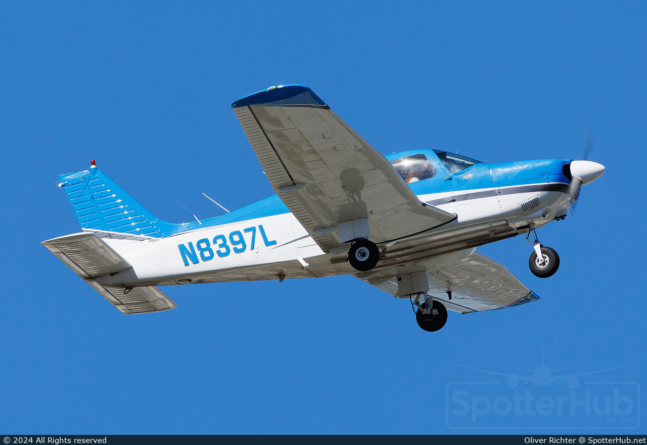 Photo of N8397L - Piper PA-28-181 Archer II operated by Clipper Aviation
