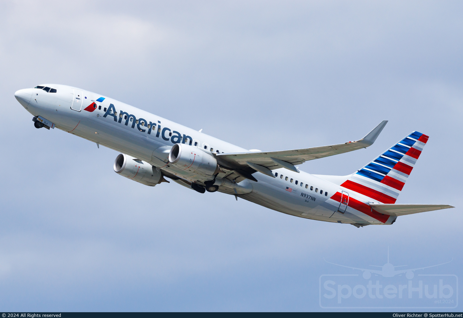 Photo of N937NN - Boeing 737-823 operated by American Airlines