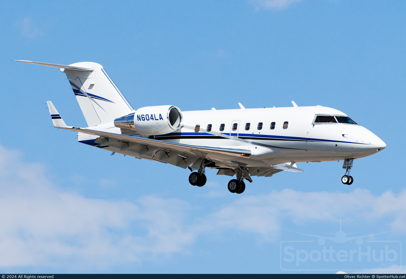 Photo of N604LA - Bombardier Challenger 604 operated by Private