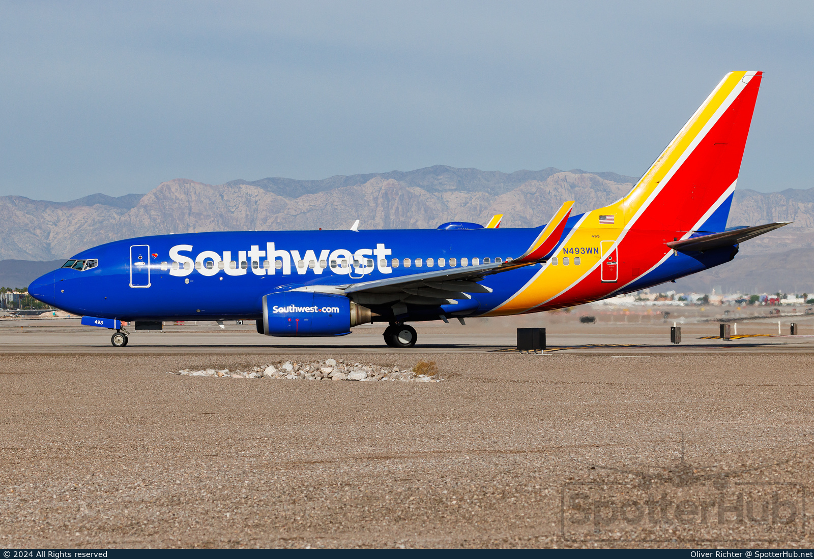 Photo of N493WN - Boeing 737-7H4 operated by Southwest Airlines