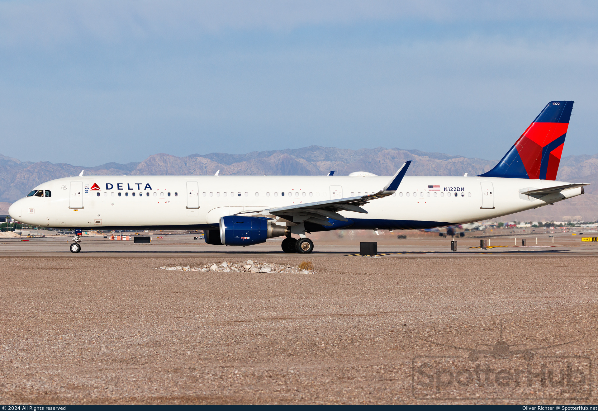 Photo of N122DN - Airbus A321-211 operated by Delta Air Lines