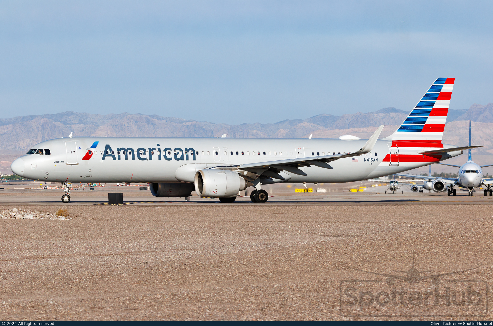Photo of N415AN - Airbus A321-253NX operated by American Airlines