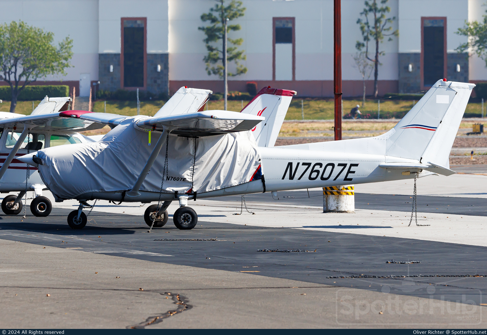 Photo of N7607E - Cessna 172N Skyhawk operated by Private