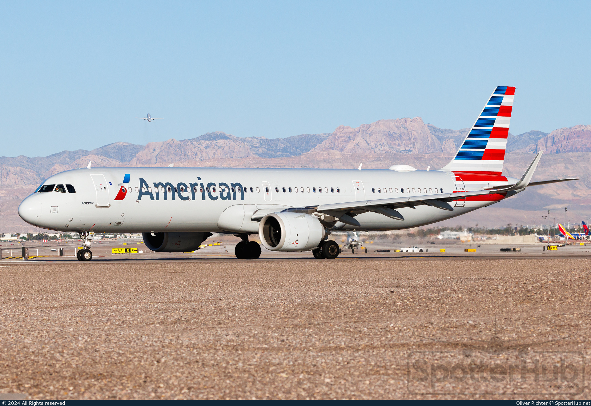 Photo of N466AN - Airbus A321-253NX operated by American Airlines