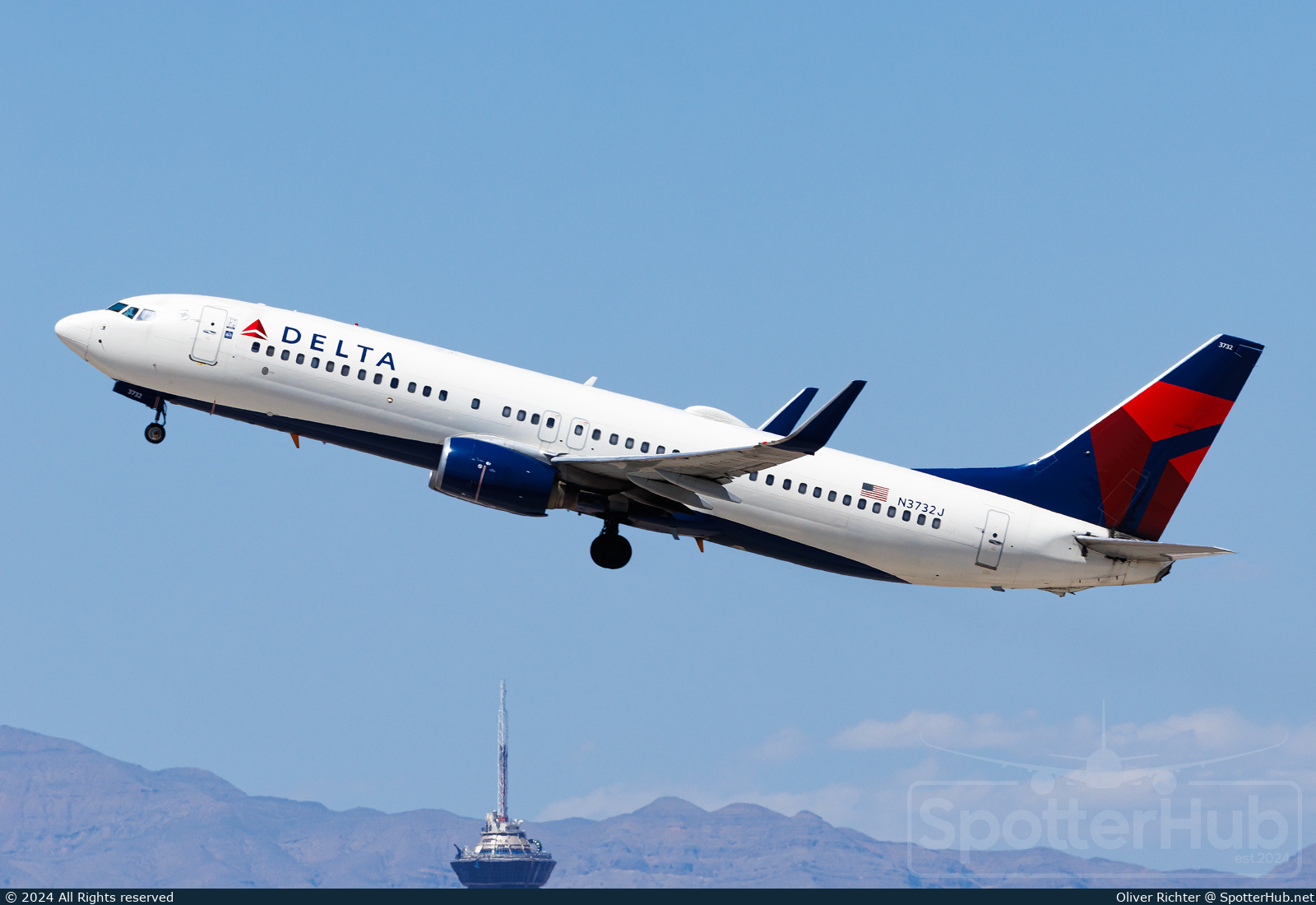 Photo of N3732J - Boeing 737-832 operated by Delta Air Lines