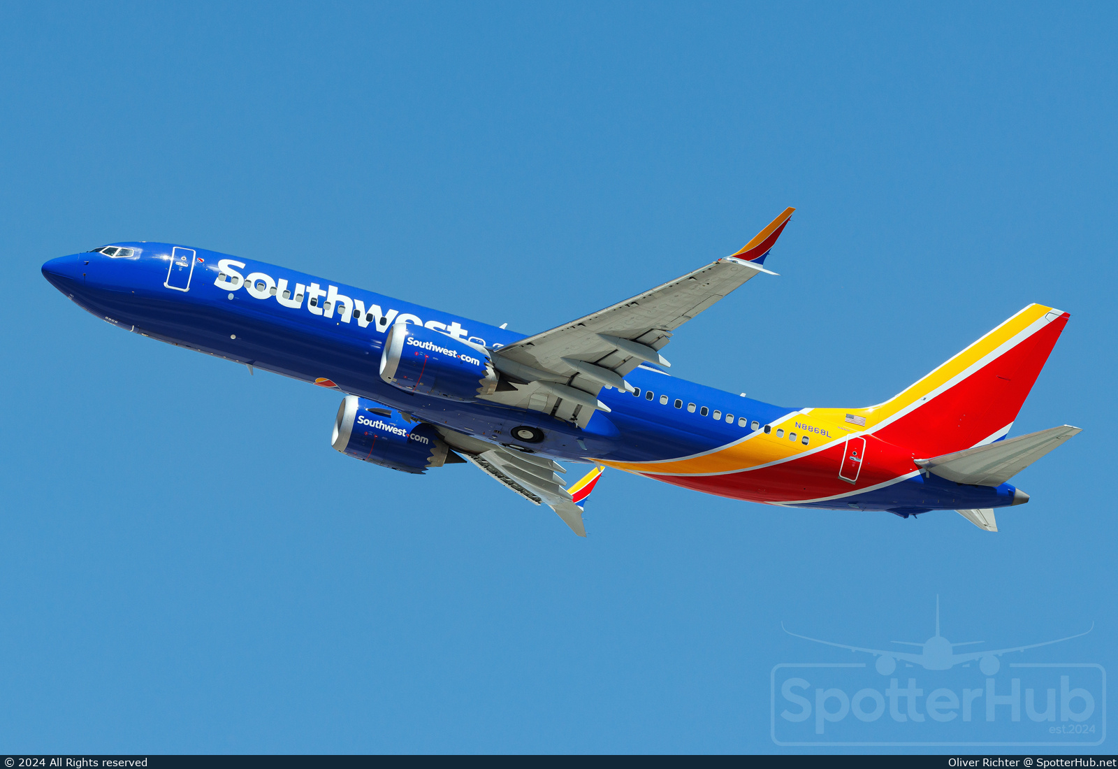 Photo of N8868L - Boeing 737 MAX 8 operated by Southwest Airlines