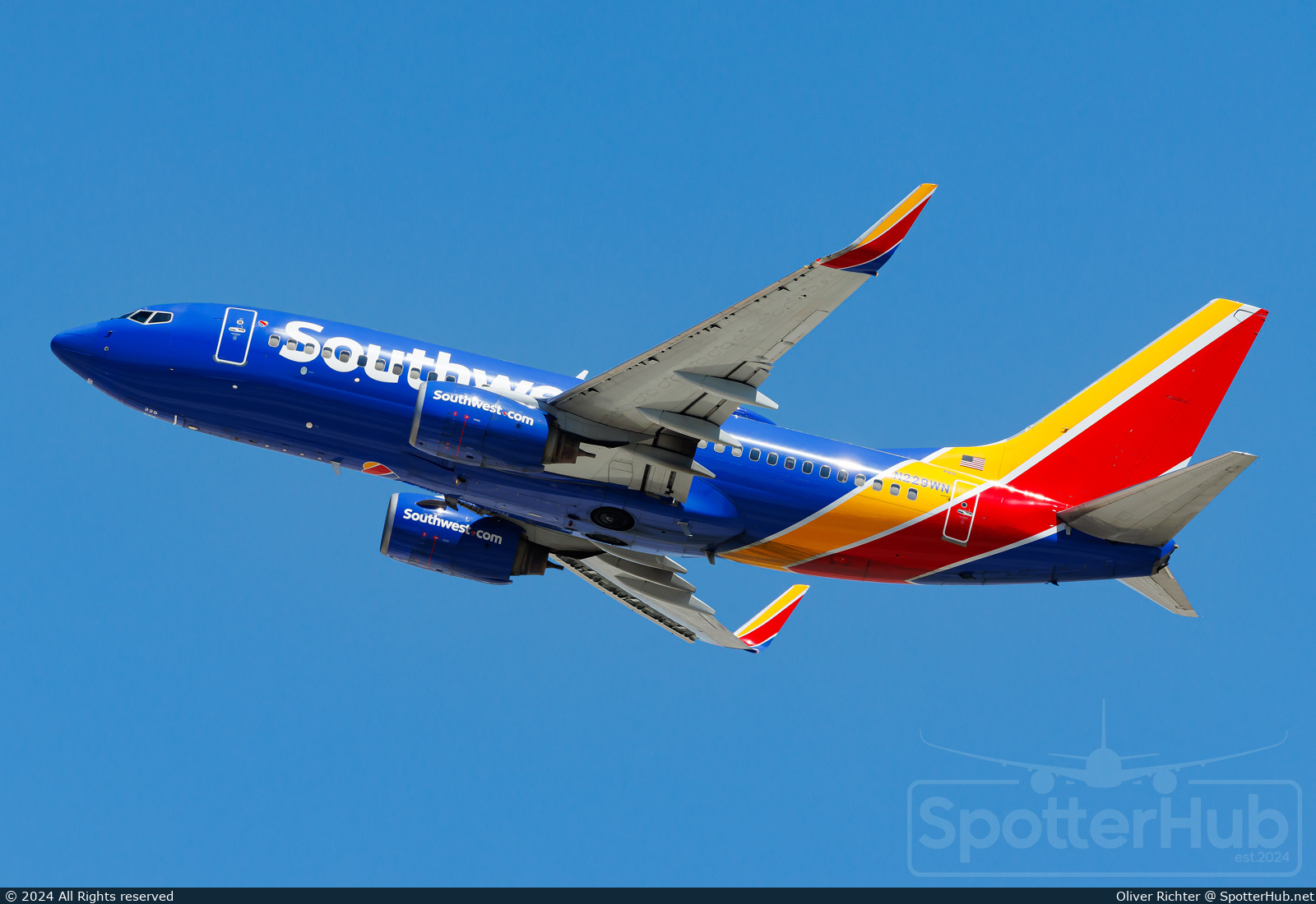 Photo of N229WN - Boeing 737-7H4 operated by Southwest Airlines
