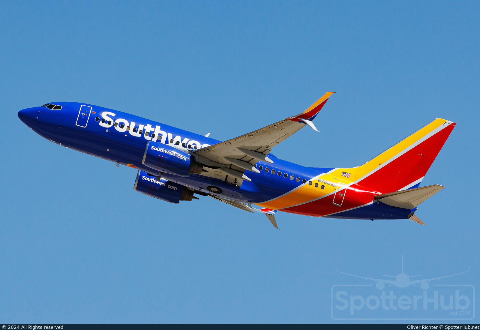 Photo of N7889A - Boeing 737-79L operated by Southwest Airlines