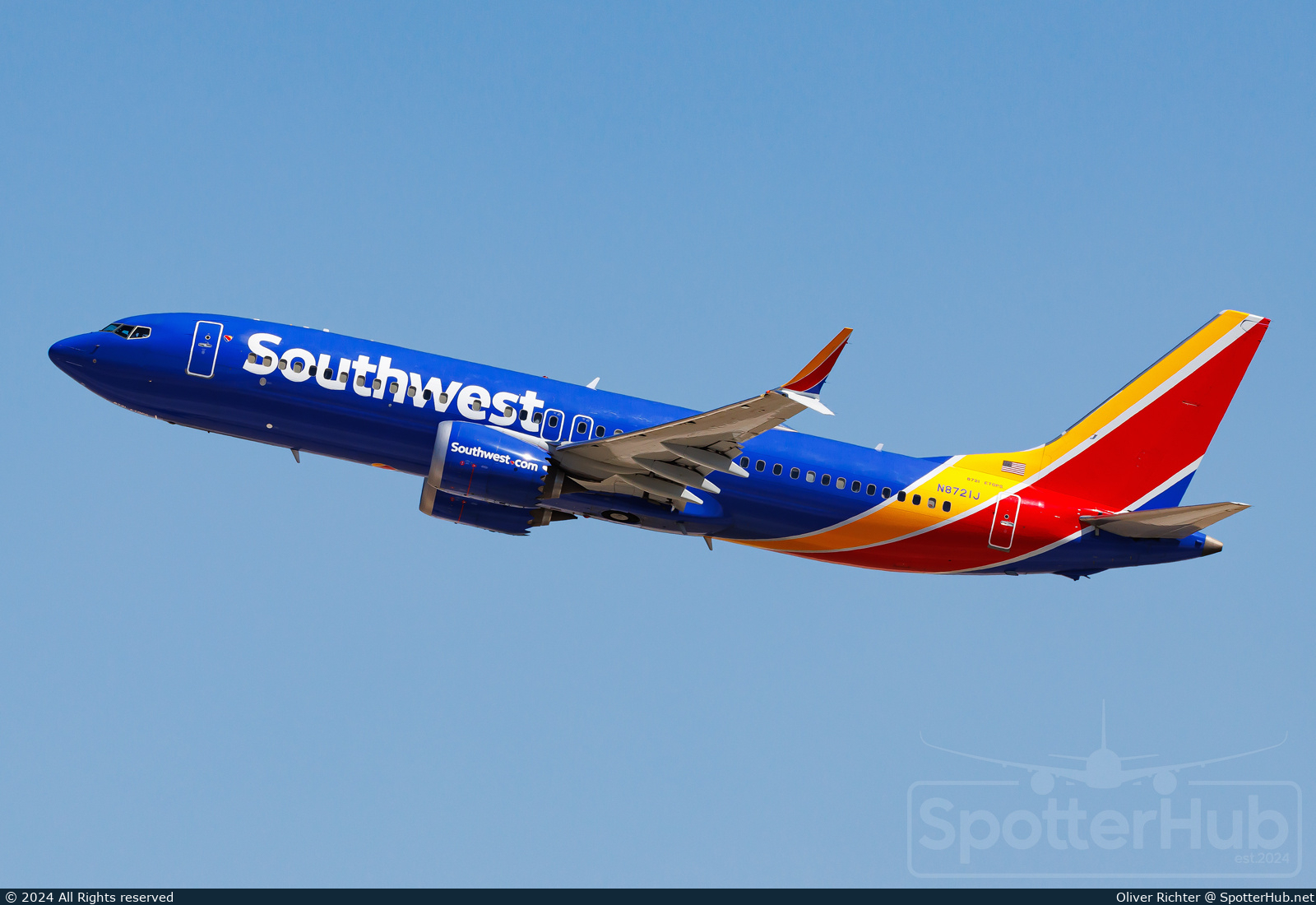 Photo of N8721J - Boeing 737 MAX 8 operated by Southwest Airlines